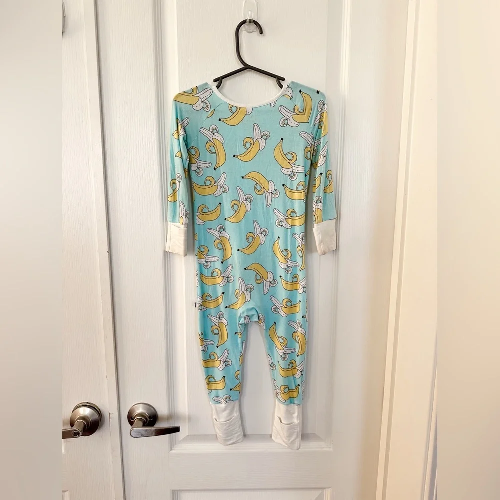 Banana Little Sleepies Zippy - Picture 2 of 5